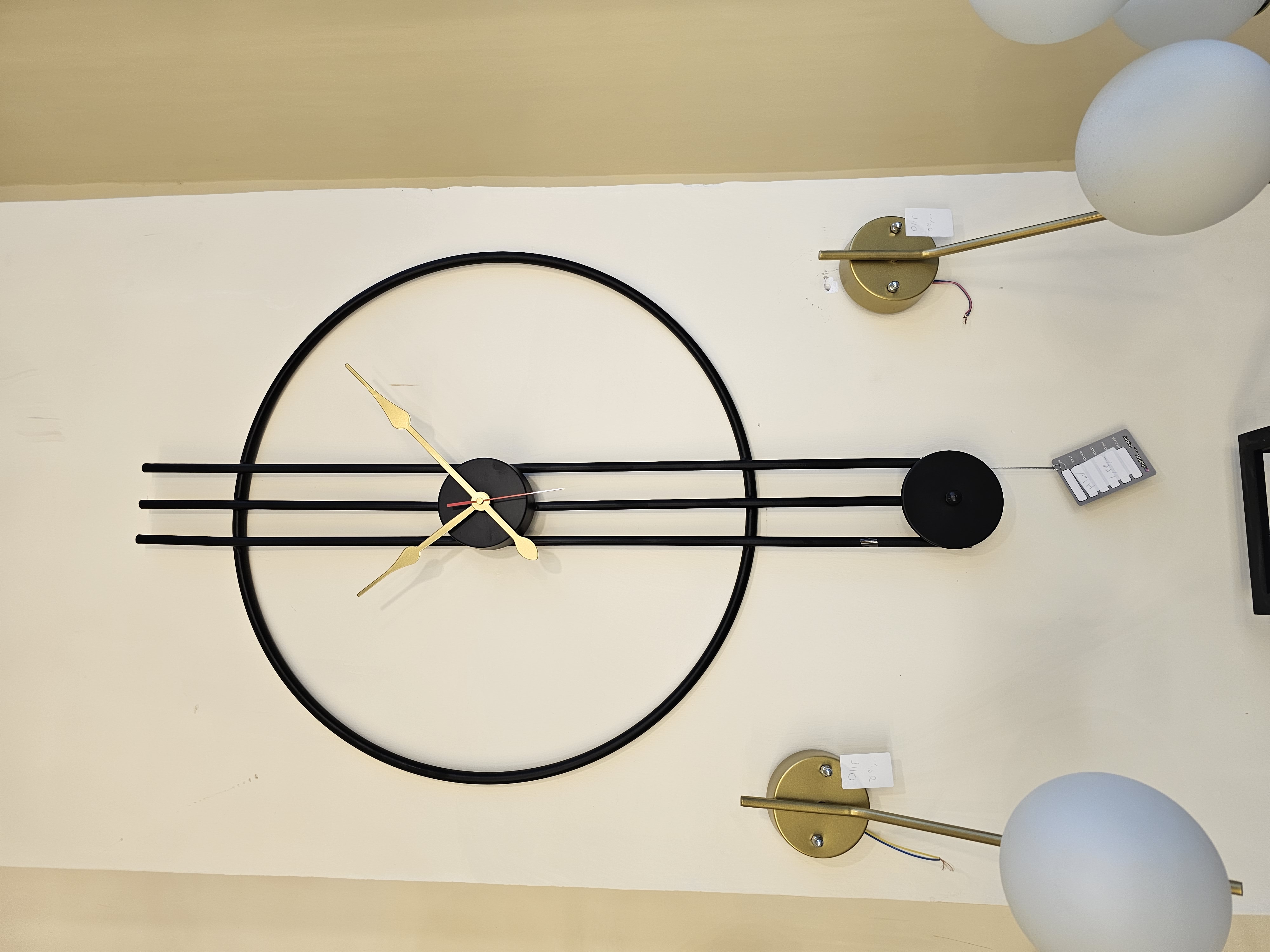 ساعت مدرن H241